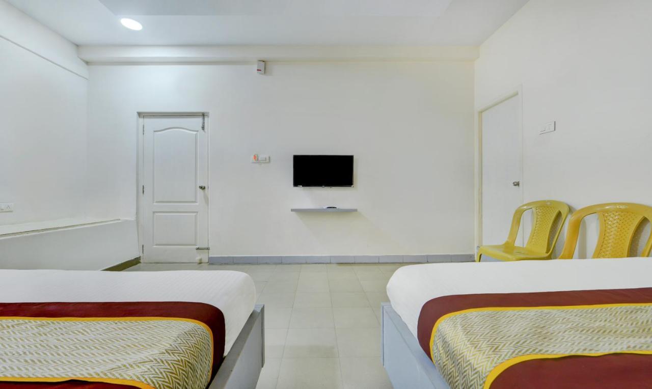 Hotel Salbala - Near Airport Ченнаи Экстерьер фото