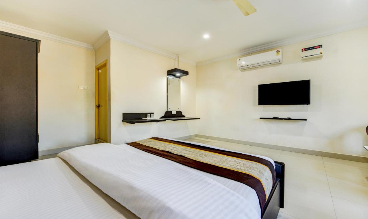 Hotel Salbala - Near Airport Ченнаи Экстерьер фото
